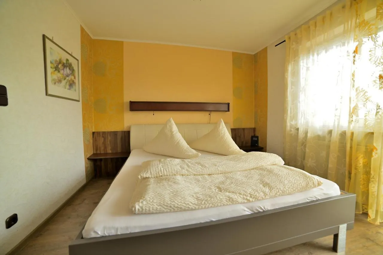 Hotel Zrenners Garni Waldsassen 3*,