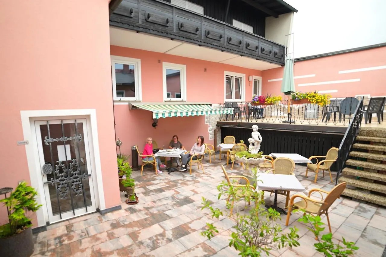 Guest house Hotel Zrenners Garni Waldsassen